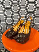 Charger l&#39;image dans la galerie, Paire d’escarpins vintage Céline pointure 36 1/2 neufs
