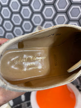 Charger l&#39;image dans la galerie, Paire de chaussures Robert Clergerie pointure 36

