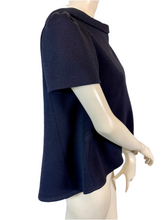 Charger l&#39;image dans la galerie, Haut bleu marine Prada taille 42
