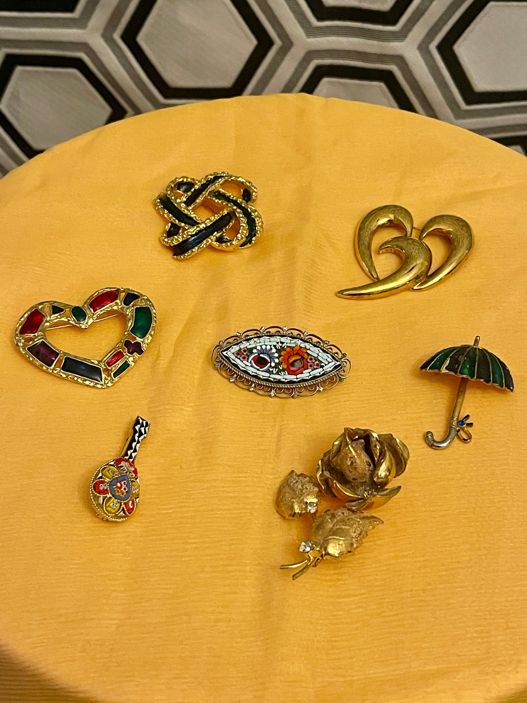 Lot de broches vintage