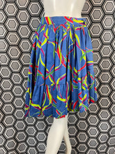 Charger l'image dans la galerie, Superbe jupe asymétrique Yves Saint Laurent rive gauche 1991 taille 38
