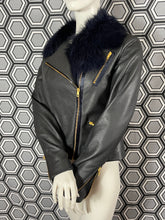 Charger l&#39;image dans la galerie, Blouson en cuir Paul Smith taille 36
