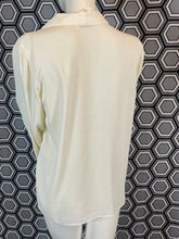 Charger l&#39;image dans la galerie, Chemisier Anne Fontaine taille 38
