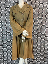 Charger l'image dans la galerie, Trench Dries Van Noten taille 36
