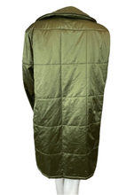 Charger l&#39;image dans la galerie, Manteau matelassé kaki Nina Ricci taille 38
