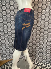 Charger l&#39;image dans la galerie, Jupe en jeans Versace jeans couture taille 40
