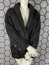 Charger l'image dans la galerie, Ensemble Chantal Thomass en astrakan vintage taille 36

