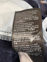 Charger l&#39;image dans la galerie, Jeans Balenciaga neuf taille 34
