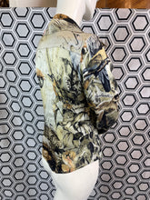 Charger l&#39;image dans la galerie, Incroyable chemise Roberto Cavalli taille 38
