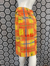 Charger l&#39;image dans la galerie, Jupe JC de Castelbajac taille 38
