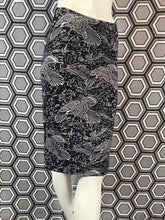 Charger l&#39;image dans la galerie, Jupe Kenzo à décors d’oiseaux taille 40
