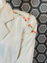 Charger l'image dans la galerie, Veste brodée de fleurs Korii Joko taille 40
