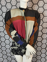 Charger l'image dans la galerie, Veste vintage Genny taille 42
