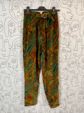 Charger l&#39;image dans la galerie, Pantalon en velours Kenzo city taille 36
