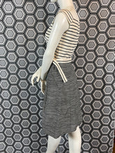 Charger l'image dans la galerie, Superbe robe Prada taille 36
