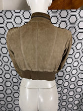 Charger l&#39;image dans la galerie, Blouson en daim Twin-set Simona Barbieri taille 40
