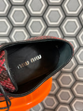 Charger l'image dans la galerie, Sublimes Chaussures en python Miu Miu pointure 36
