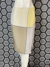 Charger l&#39;image dans la galerie, Jupe en soie Paul Smith taille 36
