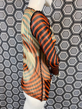 Charger l&#39;image dans la galerie, Cardigan Jean Paul Gaultier modèle Marlène Dietrich taille 38
