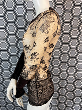 Charger l&#39;image dans la galerie, Haut en mesh Jean Paul Gaultier taille 38
