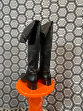 Charger l&#39;image dans la galerie, Cuissardes Alaïa pointure 36
