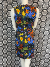Charger l'image dans la galerie, Robe Versace taille 38
