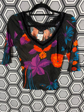 Charger l&#39;image dans la galerie, Haut Dolce &amp; Gabbana fleurs taille 36
