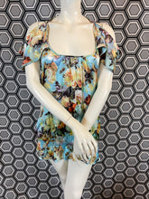 Charger l&#39;image dans la galerie, Haut neuf Jean-Paul Gaultier taille 40
