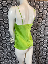 Charger l'image dans la galerie, Top en soie Marjolaine taille 40
