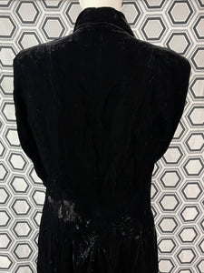 Manteau en velours Armand Ventilo taille 40