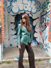 Charger l'image dans la galerie, Veste vintage en cuir Thierry Mugler taille 38

