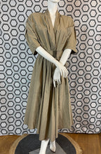 Charger l'image dans la galerie, Robe Thierry Mugler taille 38
