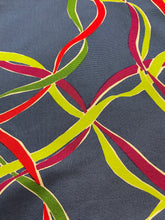 Charger l'image dans la galerie, Superbe veste rare Yves Saint Laurent rive gauche taille 38
