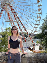 Charger l&#39;image dans la galerie, Incroyable bustier en cuir à seins coniques Jean Paul Gaultier taille 36
