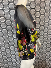 Charger l&#39;image dans la galerie, Haut Jean Paul Gaultier taille 38
