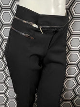 Charger l'image dans la galerie, Superbe pantalon Gucci taille 34
