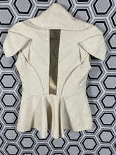 Charger l'image dans la galerie, Veste emblématique Alexander McQueen taille 40
