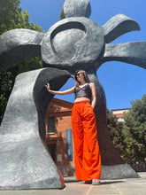 Charger l&#39;image dans la galerie, Incroyable bustier en cuir à seins coniques Jean Paul Gaultier taille 36
