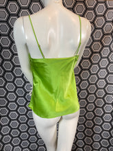 Charger l'image dans la galerie, Top en soie Marjolaine taille 40
