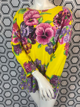 Charger l&#39;image dans la galerie, Haut Versace jeans couture taille 40
