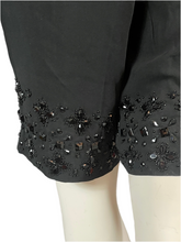 Charger l&#39;image dans la galerie, Bermuda Red Valentino brodé de perles taille 38
