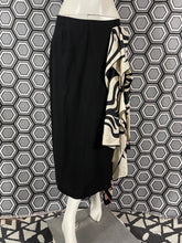 Charger l&#39;image dans la galerie, Jupe Dries Van Noten taille 38
