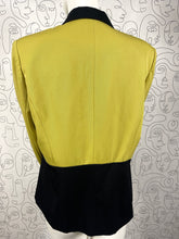 Charger l'image dans la galerie, Veste Korii joko taille 40
