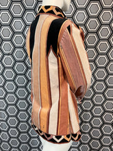 Charger l'image dans la galerie, Veste en velours Emilio Pucci taille 38
