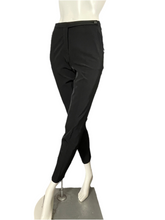 Charger l&#39;image dans la galerie, Pantalon noir Prada taille 34
