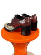 Charger l'image dans la galerie, Sublimes Chaussures en python Miu Miu pointure 36
