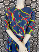 Charger l'image dans la galerie, Superbe veste rare Yves Saint Laurent rive gauche taille 38
