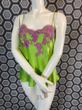 Charger l'image dans la galerie, Top en soie Marjolaine taille 40
