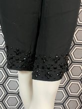 Charger l&#39;image dans la galerie, Bermuda Red Valentino brodé de perles taille 38
