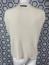 Charger l&#39;image dans la galerie, Pull Jean-Paul Gaultier taille 38
